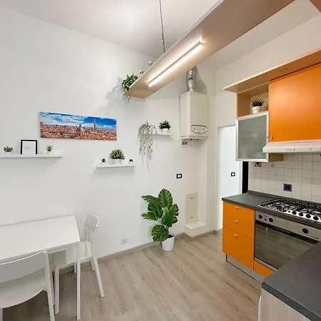 House * بولونيا
